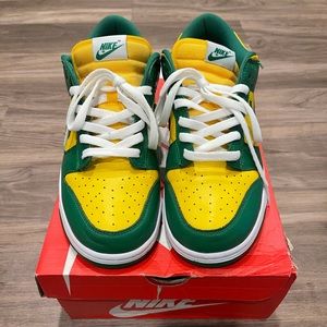 Nike Dunks Brazil mens size 10